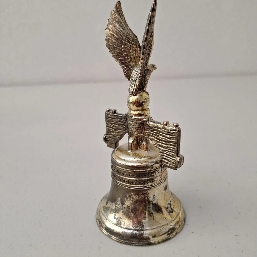 VTG 1776-1976 Liberty Bell Bicentennial Metal Eagle Topper Collectible Souvenir